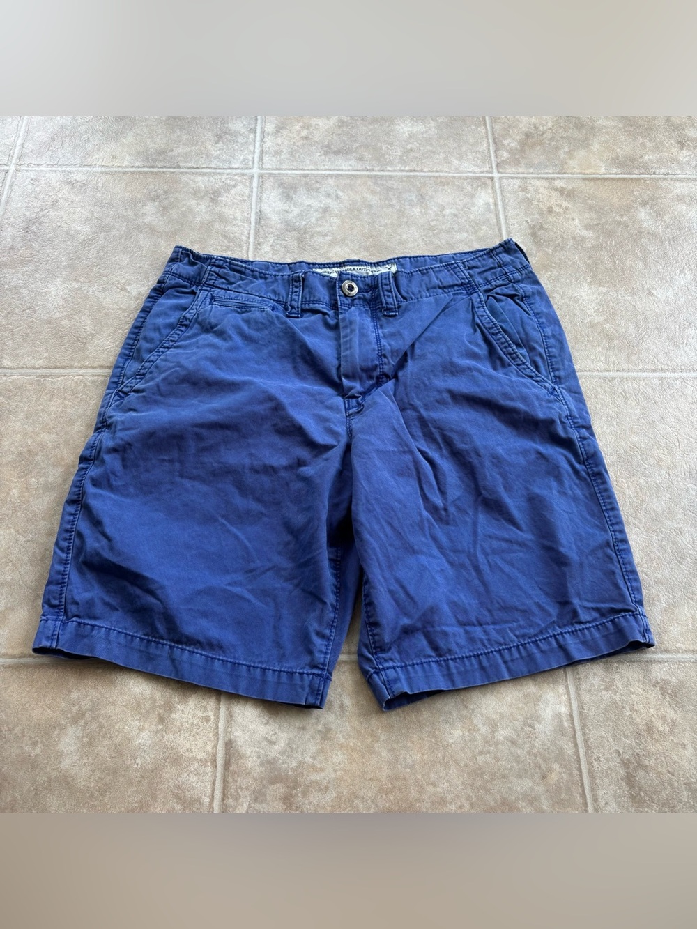 American Eagle Outfitters Men's Navy Blue Cargo Shorts